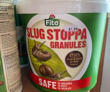 slug stop granules